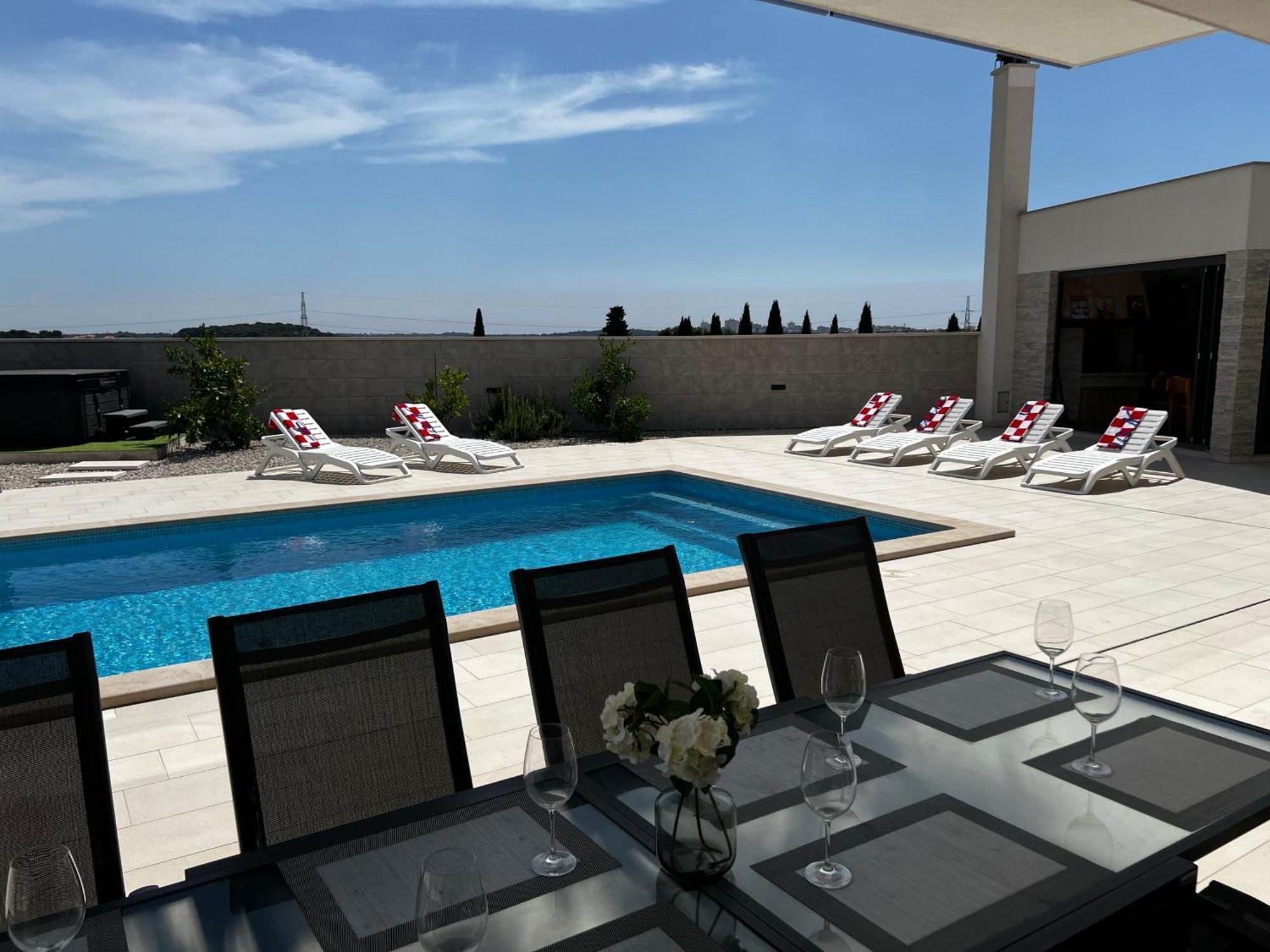 Villa Mare - Modern Villa With Swimming Pool And Jacuzzi Pula Exteriér fotografie